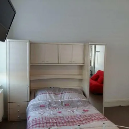 Studio De Charme Au Pied De La Gare Appartamento *