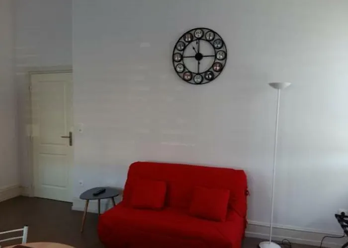 De Charme Au Pied De La Gare