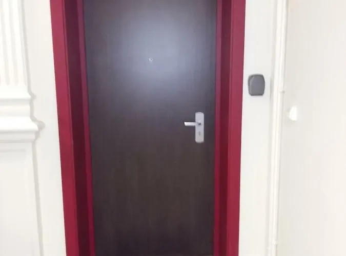 De Charme Au Pied De La Gare